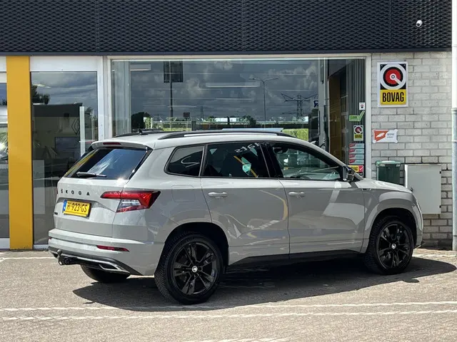Škoda Karoq 1.5 TSI ACT Sportline Business 2020 Benzine 23