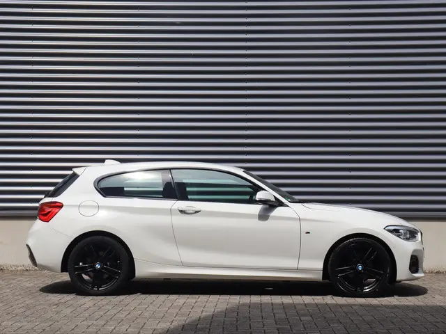 BMW 1 Serie 3-deurs 116i 2018 Benzine 5