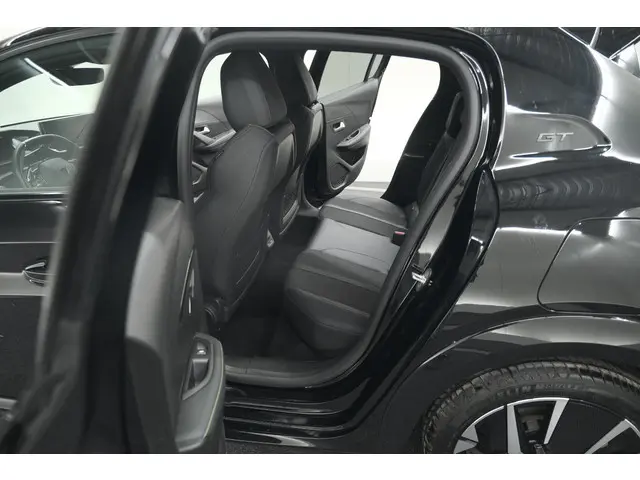 Peugeot 208 PureTech 100 GT 2024 Benzine 27