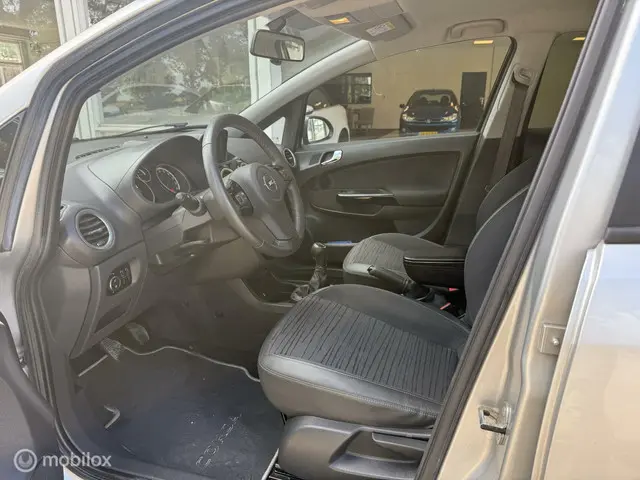 Opel Corsa 1.2 EcoFlex BlitZ LPG 2014 Benzine 10