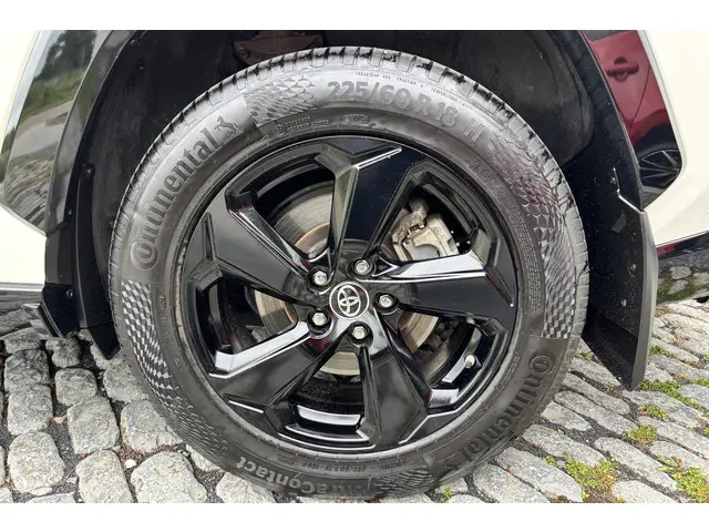 Toyota RAV4 3