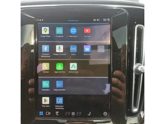 Volvo XC40 Recharge P8 AWD R-Design 2020 Elektrisch 14