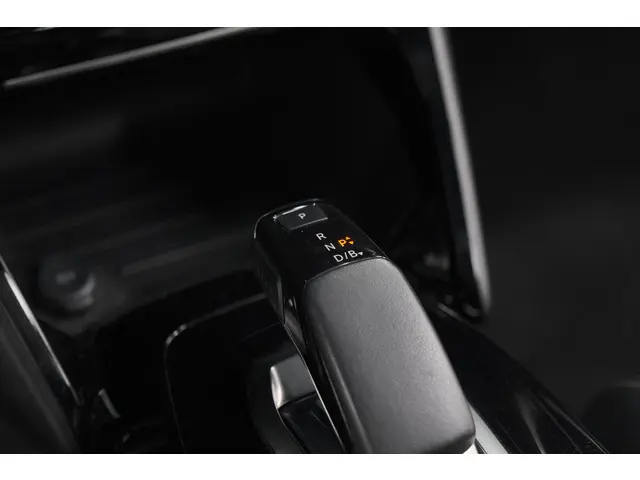 Peugeot e-2008 EV GT Pack 50 kWh 2021 Elektrisch 47