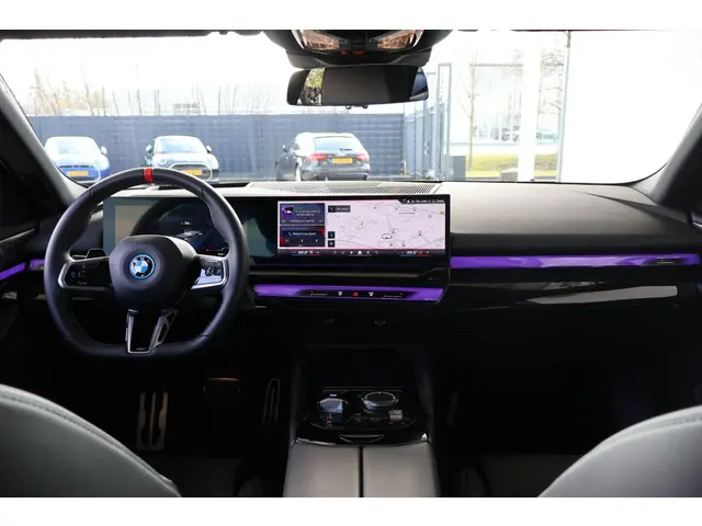 BMW i5 Touring M60 xDrive 2024 Elektrisch 10
