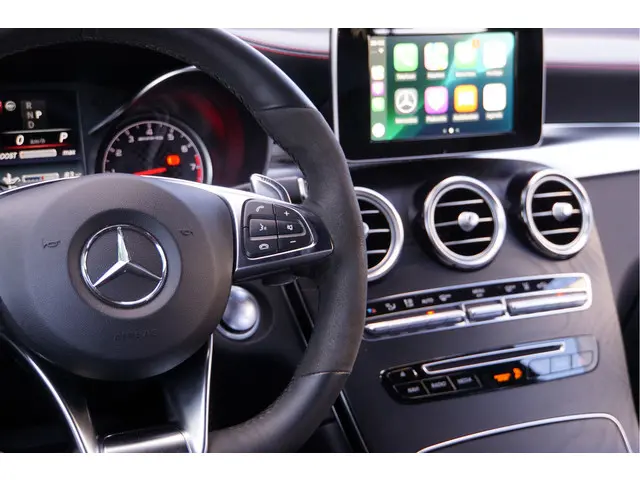 Mercedes-Benz GLC AMG GLC 43 4MATIC Night 2018 Benzine 34