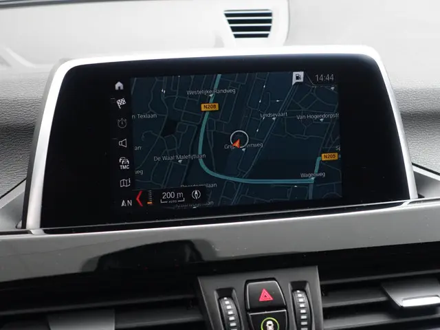 BMW X1 sDrive18i M Sport Aut- 2017 Benzine 9