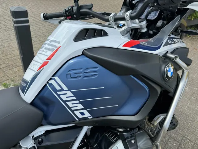 BMW R 1250 GS Adventure Trophy 2022 Benzine 6