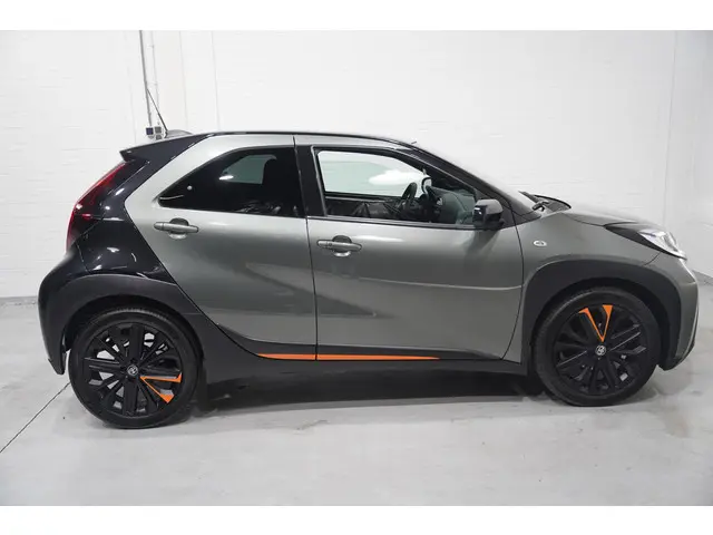 Toyota Aygo X 1.0 VVT-i S-CVT Limited 2022 Benzine 6