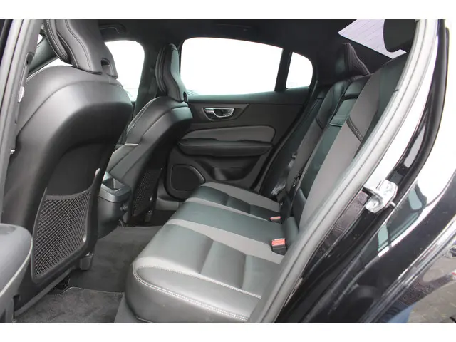 Volvo S60 T4 Automaat R-Design 2019 Benzine 16
