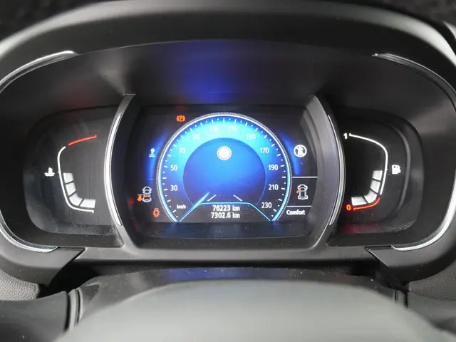 Renault Scénic 1.2 TCe Bose 2017 Benzine 14
