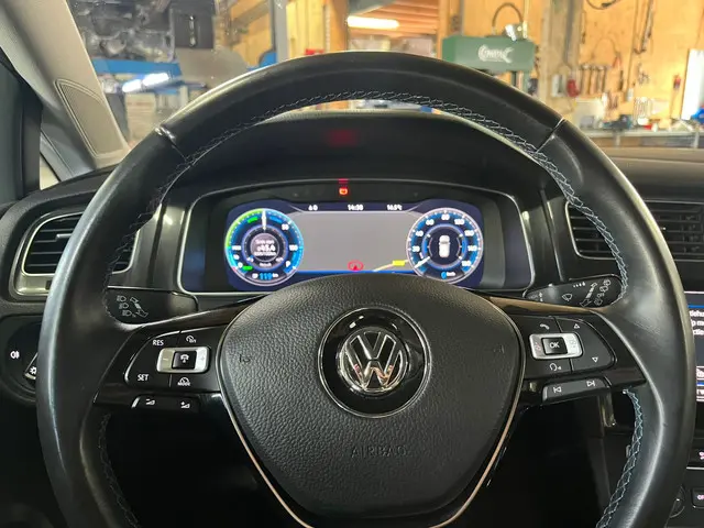Volkswagen e-Golf e-Golf 2018 Elektrisch 13