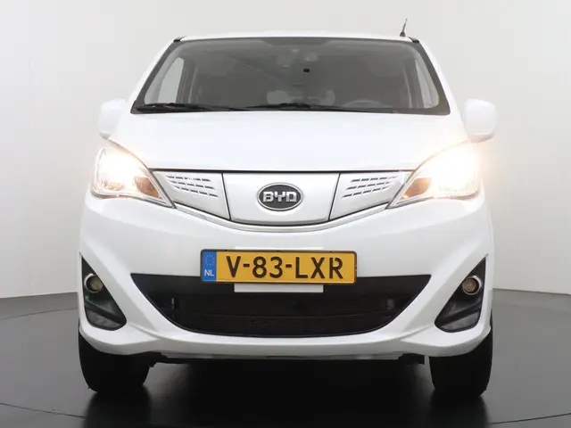 BYD ETP3 Standard 45 kWh 2023 Elektrisch 3