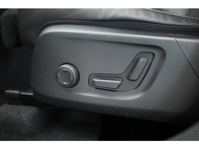 Volvo XC40 1.5 T5 Recharge R-Design 2021 Hybride Benzine 4