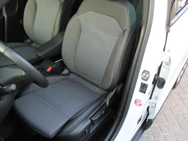 Opel Crossland 1.2 Turbo Elegance 2022 Benzine 7