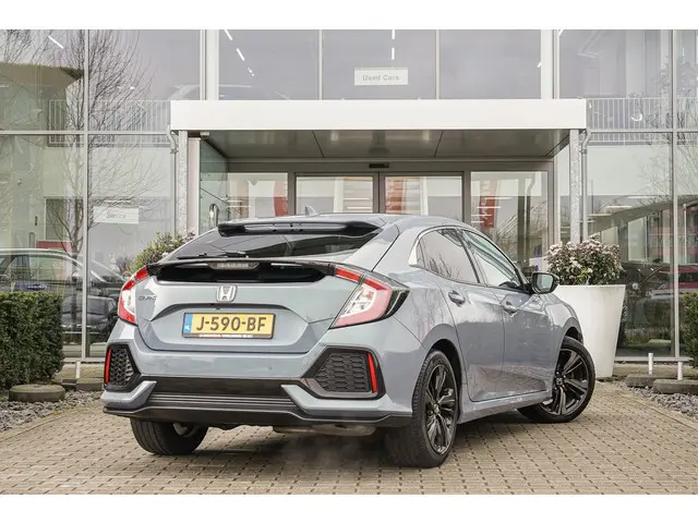 Honda Civic 1.0i VTEC EXECUTIVE 2020 Benzine 3