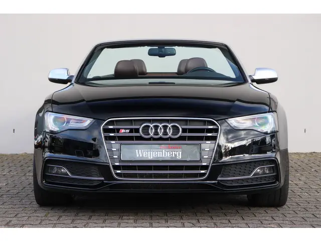 Audi S5 Cabriolet 3.0 TFSI Quattro 2013 Benzine 8