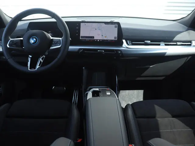 BMW iX2 eDrive20 2025 Elektrisch 10