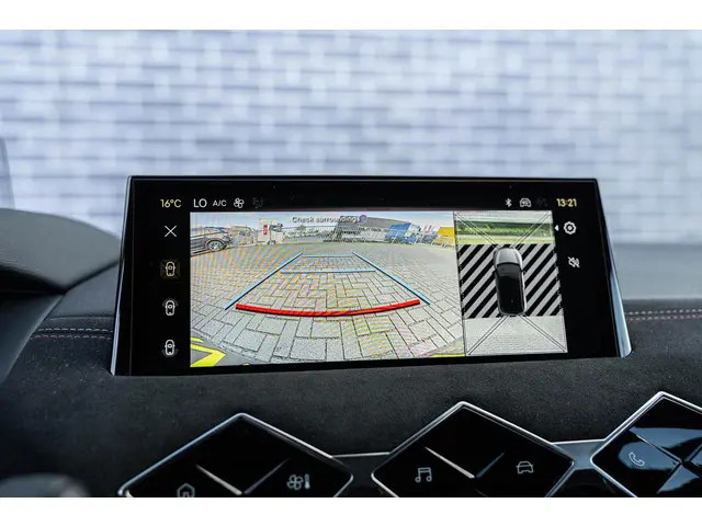 DS DS 3 1.2 PureTech Performance Line 2024 Benzine 32