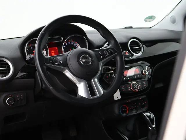 Opel ADAM 1.4 AUTOMAAT UNLIMITED 2017 Benzine 15
