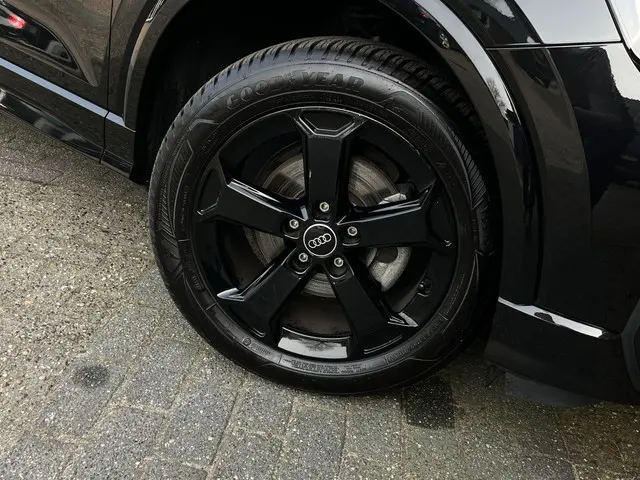 Audi Q2 35 TFSI S Edition 2025 Benzine 32