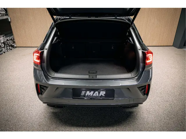 Volkswagen T-Roc 1.5 TSI R-Line Edition 2024 Benzine 12