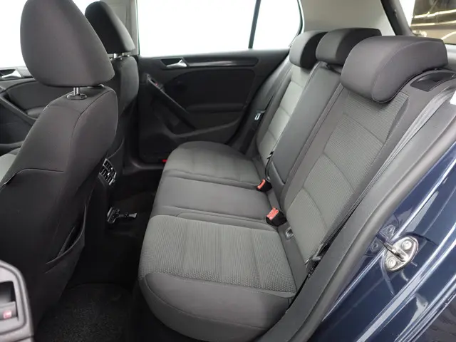 Volkswagen Golf 1.4 TSI Highline Automaat- 2012 Benzine 21