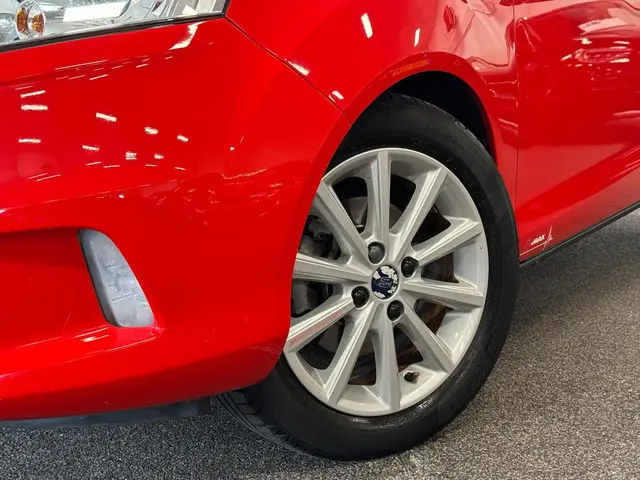 Ford B-MAX 1.0 EcoBoost Titanium 2015 Benzine 10