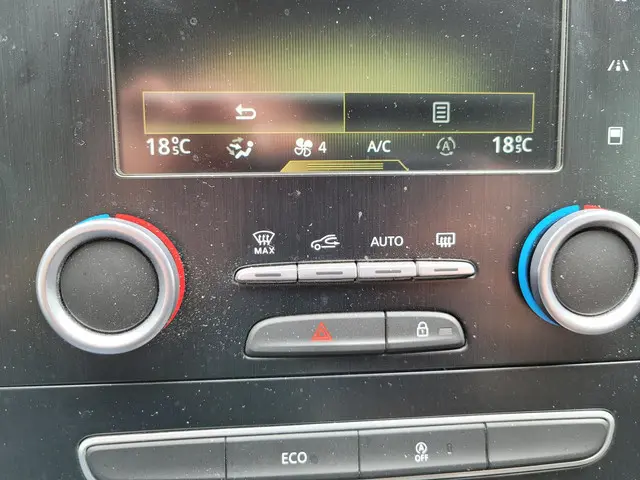 Renault Grand Scénic 1.2 TCe Intens 2017 Benzine 39