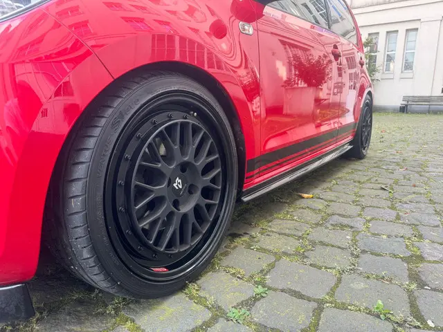Volkswagen up! 1.0 SportUP! BlueMotion 2013 Benzine 7