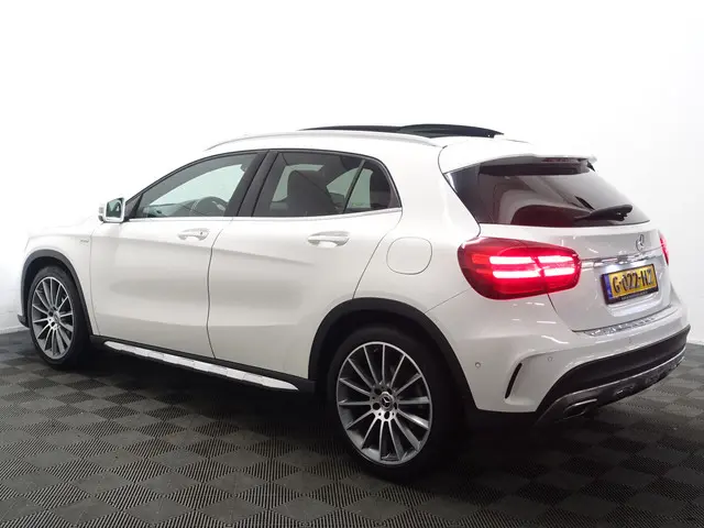 Mercedes-Benz GLA 180 AMG Premium Plus Aut- 2019 Benzine 5