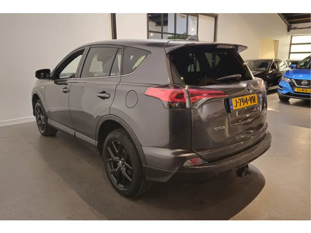 Toyota RAV4 2.5 Hybrid Style 2018 Hybride Benzine 7