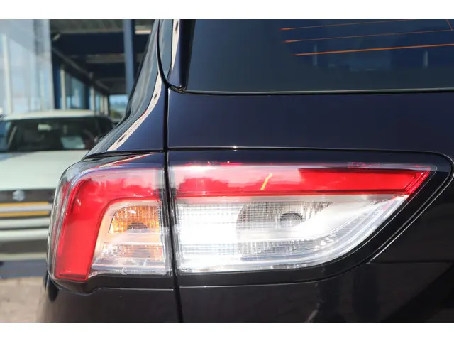 Ford Kuga 1.5 EcoBoost Titanium 2021 Benzine 20