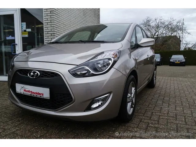 Hyundai ix20 1.4i Go! 2017 Benzine 33