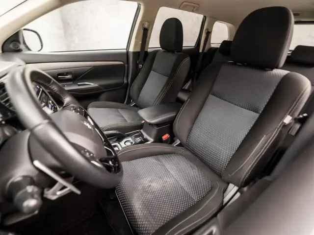 Mitsubishi Outlander Sport 2.0 2017 Benzine 15