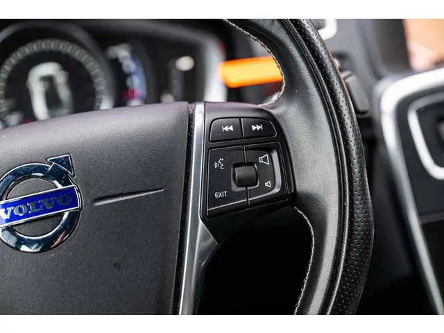 Volvo S60 1.5 T3 R-Design 2018 Benzine 25