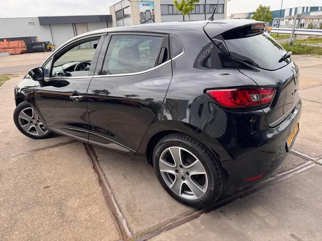 Renault Clio 0.9 TCe ECO Night&Day 2015 Benzine 27