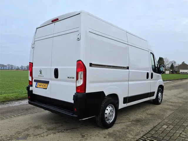 Peugeot Boxer 2.2 BlueHDi L2 H2 3.5T 2023 Diesel 6