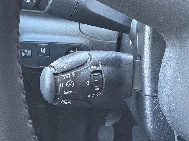 Citroën C3 1.2 PureTech S&S Shine 2018 Benzine 23