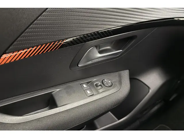 Peugeot 208 1.2 PureTech Blue Lease Active 2020 Benzine 17