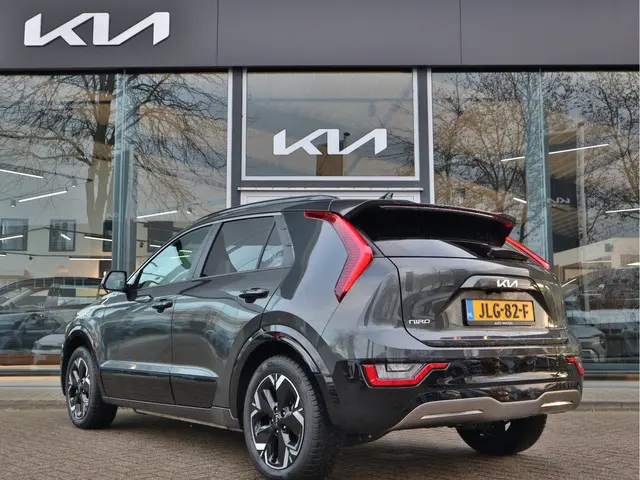 Kia Niro EV ExecutiveLine 64.8 kWh 2024 Elektrisch 3