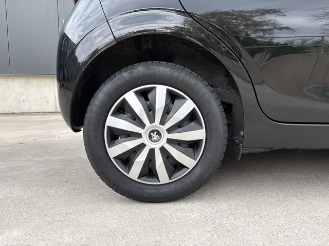 Peugeot 108 1.0 e-VTi Active 2021 Benzine 7