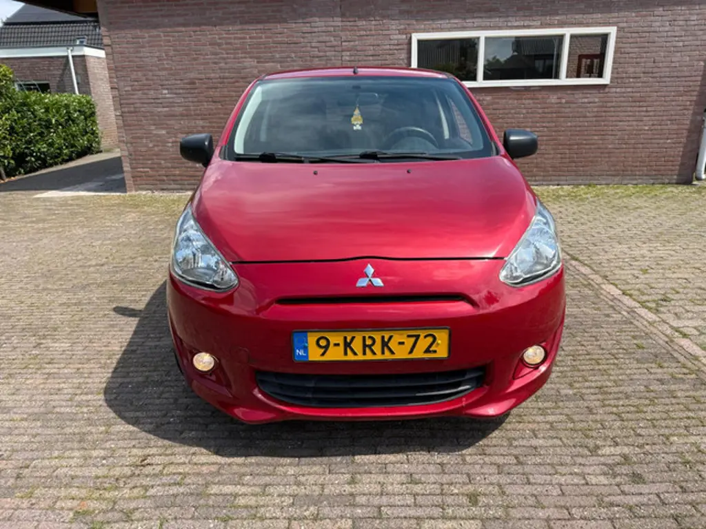 Mitsubishi Space Star 2