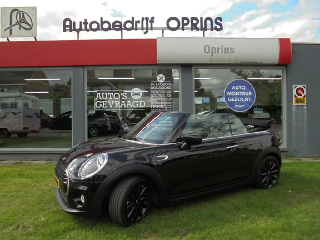 MINI Cooper Cabrio 3