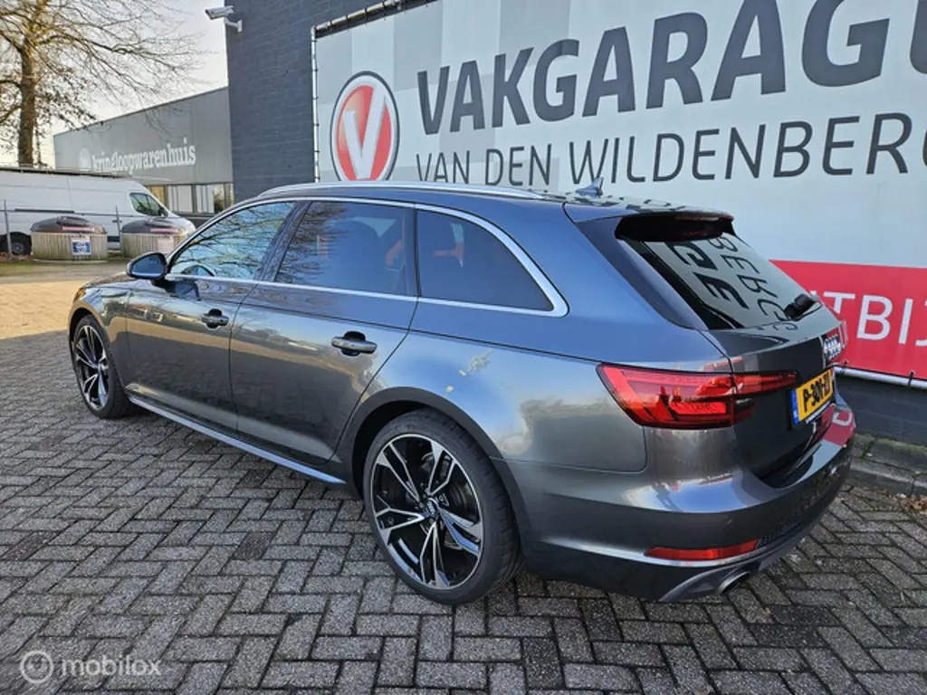 Audi A4 3