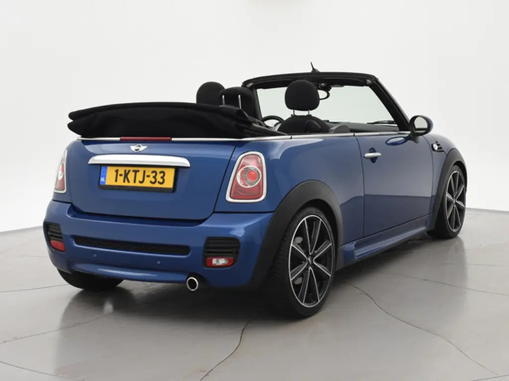 MINI Cooper Cabrio 2