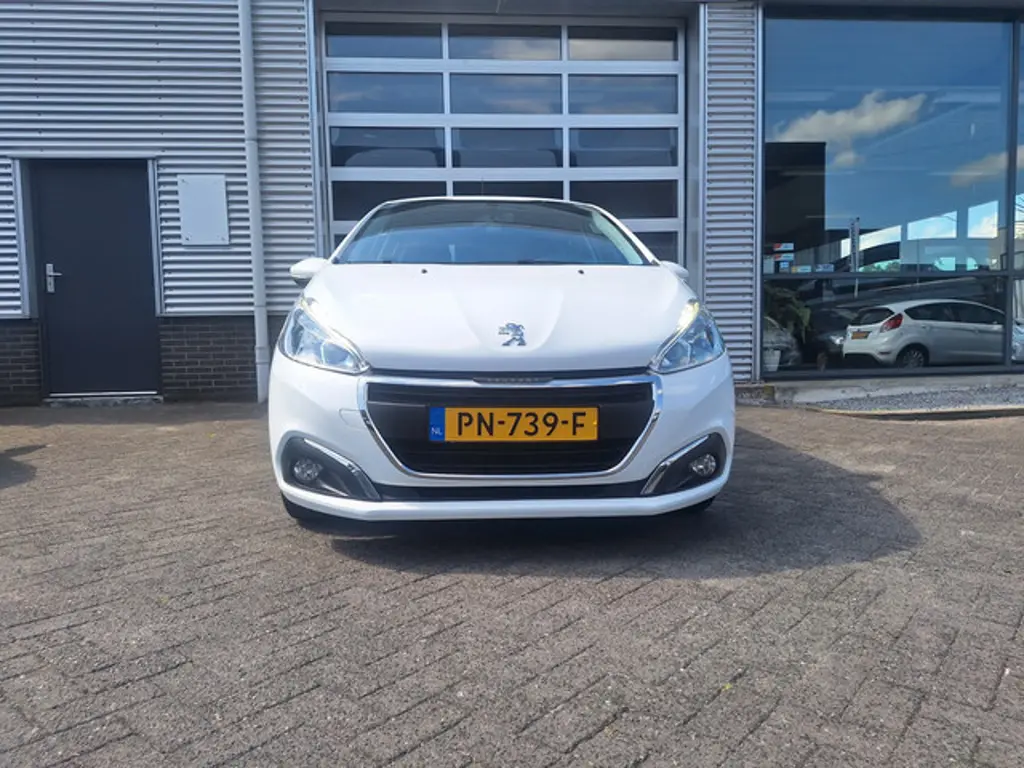 Peugeot 208 2