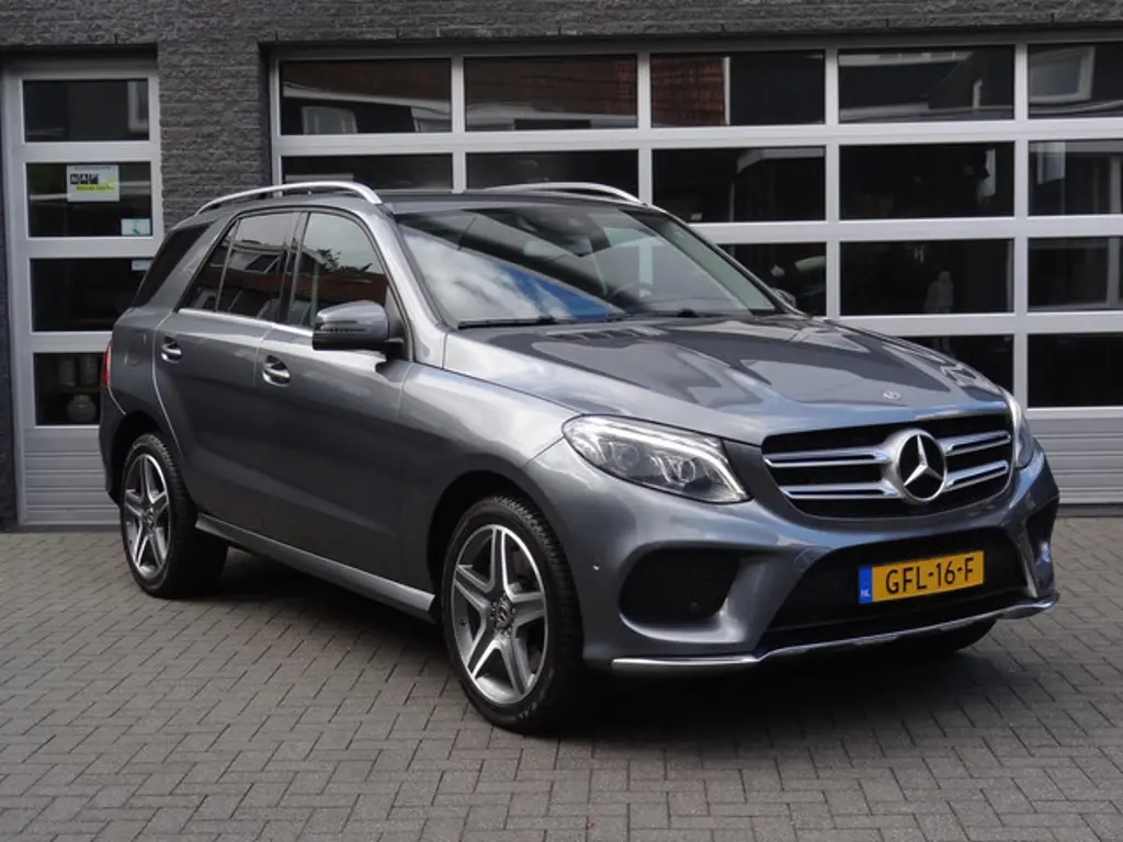 Mercedes-Benz GLE 2