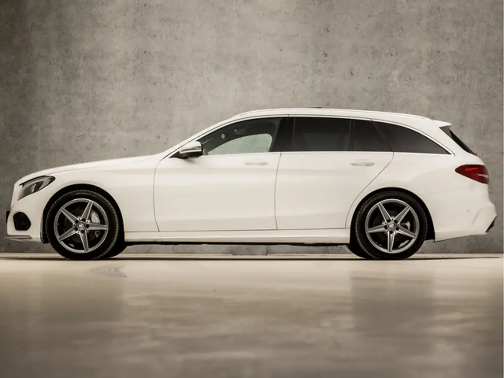 Mercedes-Benz C-Klasse 2