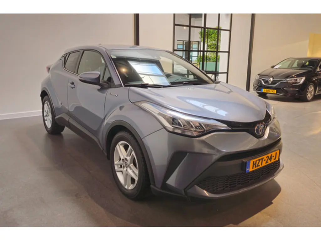 Toyota C-HR 2