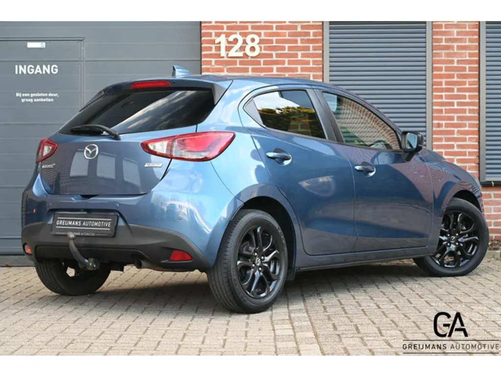 Mazda 2 2